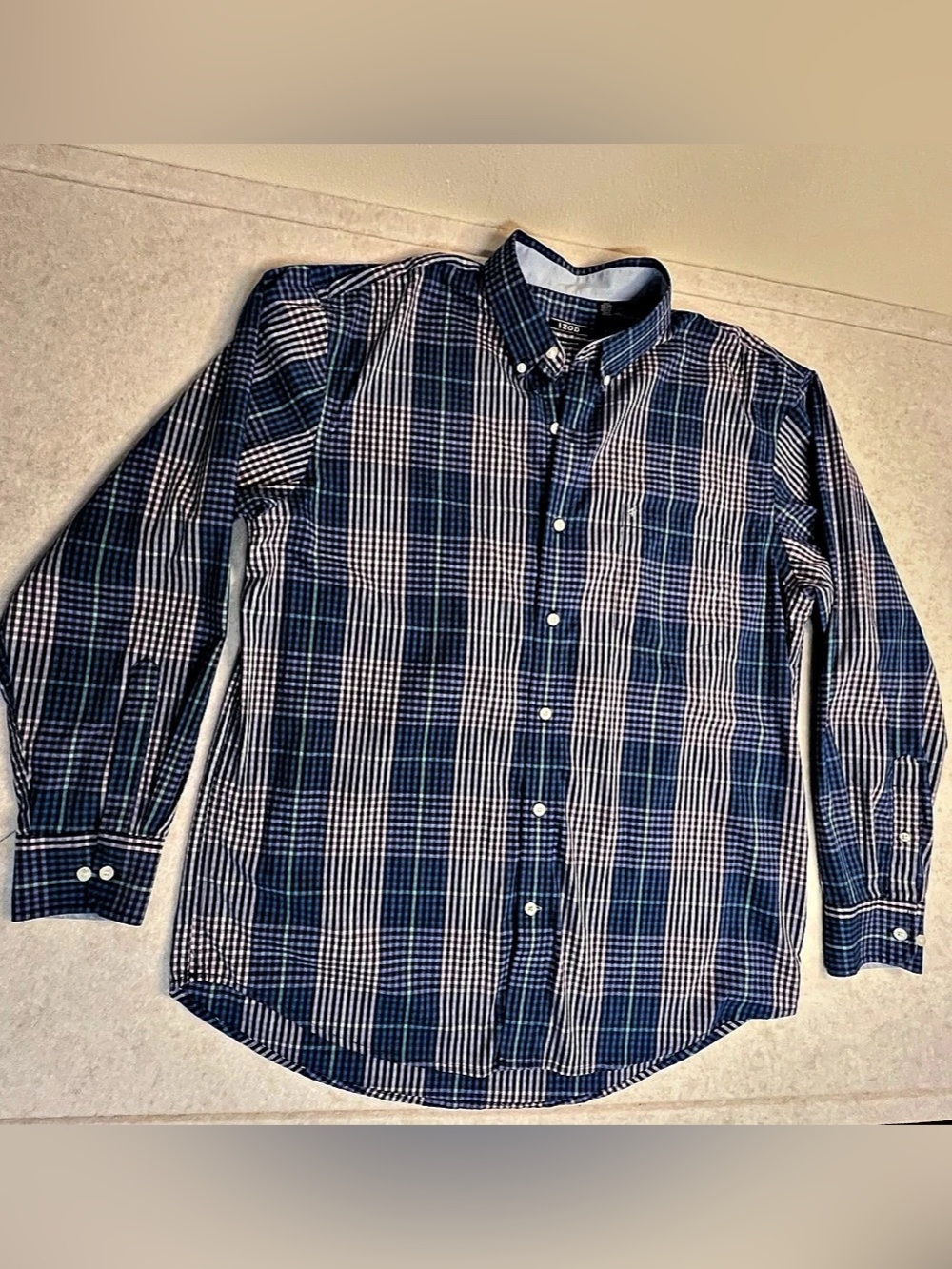 IZOD Men's Large Non-Iron Stretch Long Sleeve Plaid Button Down Dress Shirt